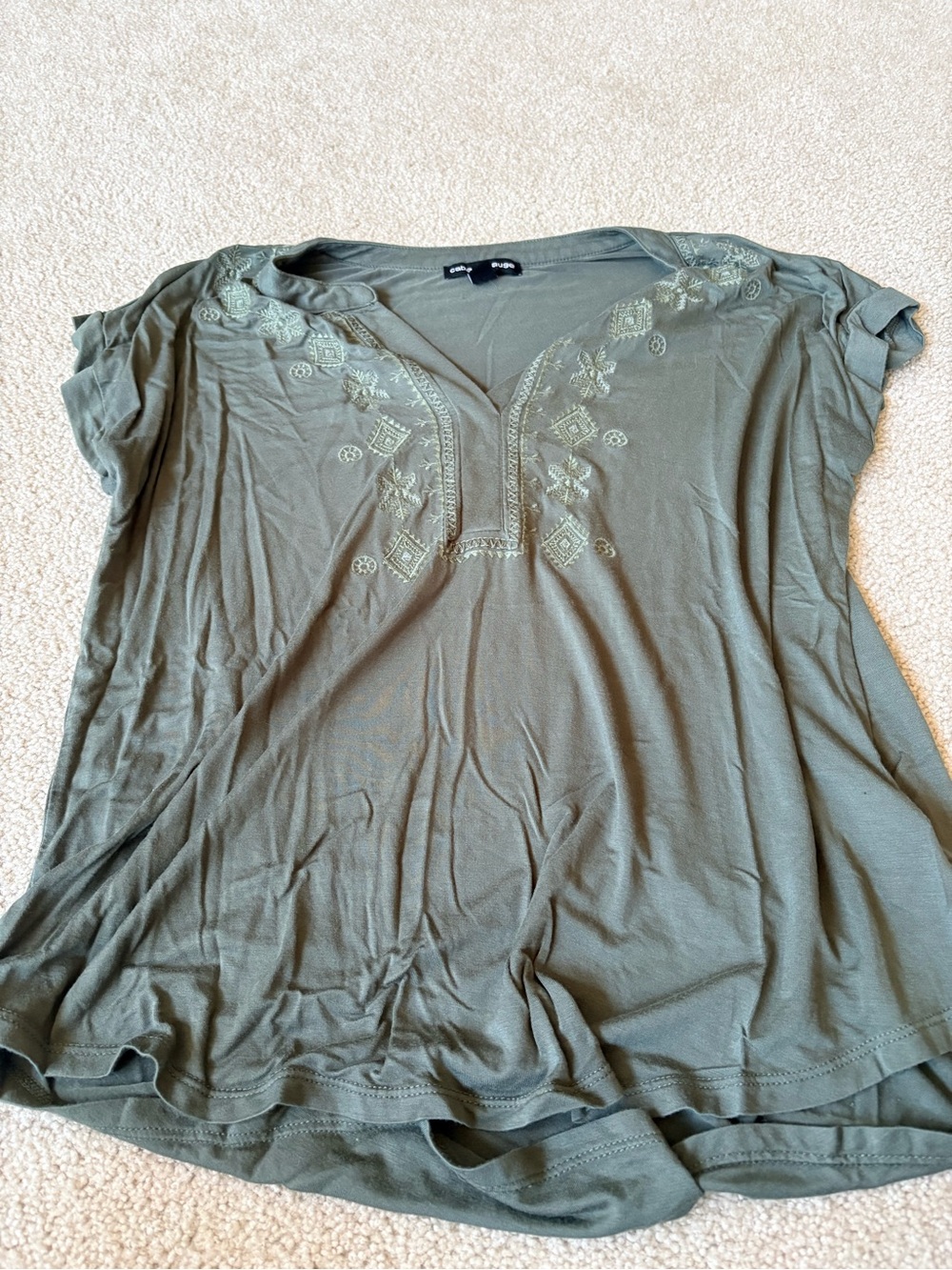 Cable & Gauge Olive Green Embroidered V-Neck Tunic
